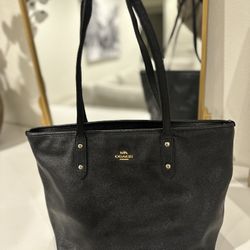 Coach Tote purse