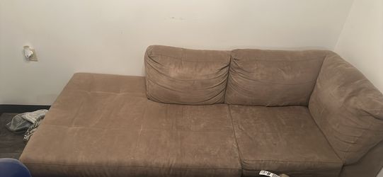Sectional w/ matching Ottoman