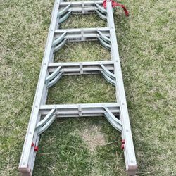 Collapsable 6’ Ladder 