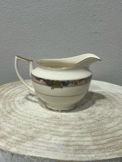 Mikasa Prose Creamer Pitcher Fine Ivory LAC79 Gold Trim Muted Floral Rose Japan