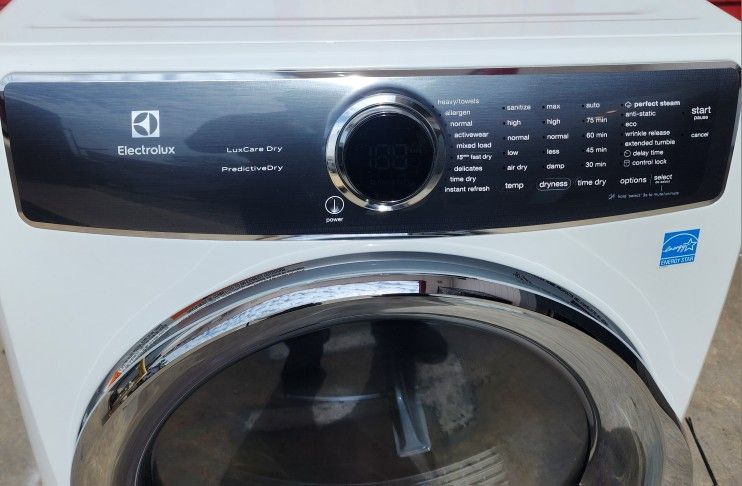 Electrolux Dryer (Works Good) Comes w/ Warranty Home & Garden