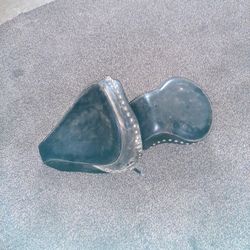 Harley Seat