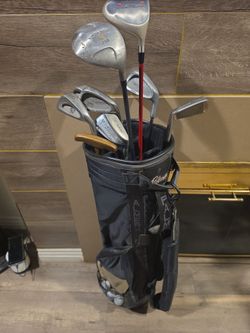 GOLF CLUBS WITH GOLF BAG (9 CLUBS) GREAT SET FOR STARTERS