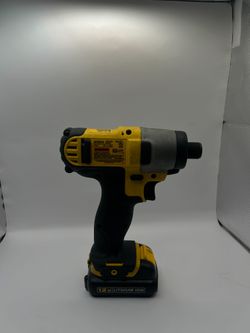 DEWALT 12V MAX Impact Driver DCF815 w/ Battery – Compact & Powerful 🔥