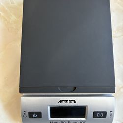 Brand: ACCUTECK 4.7 4.7 out of 5 stars (230) Accuteck S 86 lb All-In-One Silver Digital Shipping Postal Scale with Adapter (W-8260-86BS)