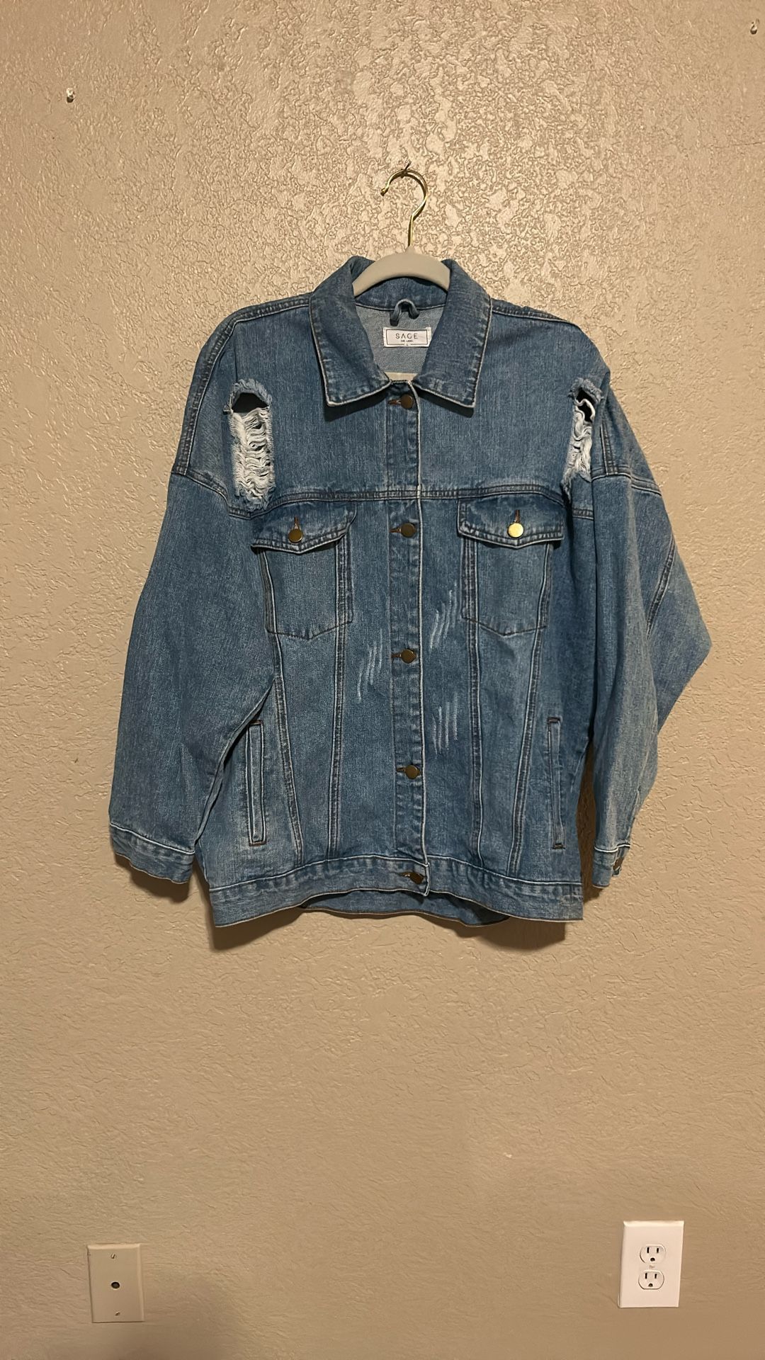 Denim Jacket Women’s Large Light Wash Distressed Oversized