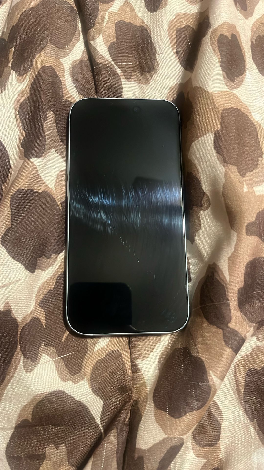iPhone 15 128GB