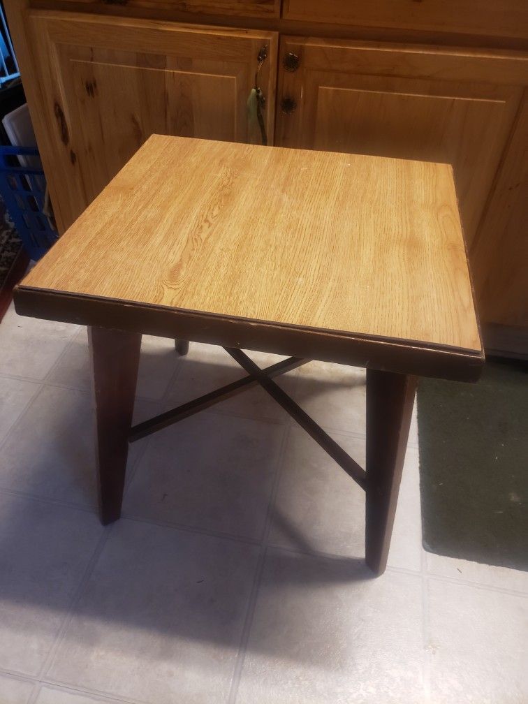 Wooden Stand 21" X 22" X 22" High