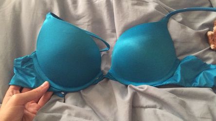 Victoria Secret 34B