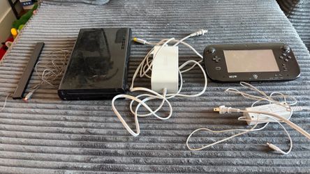 Wii U console w/ controller