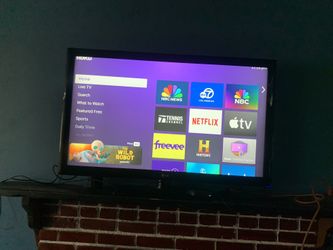 47” Flat Screen …, With Roku