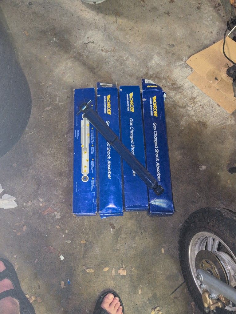 Jeep Wrangler TJ Shocks Front and Rear Brand New