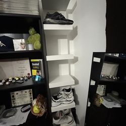 shoe shelf 