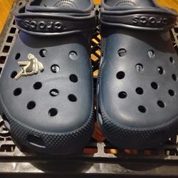 Crocs Size 11