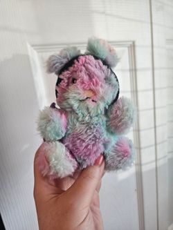 Tiny toys