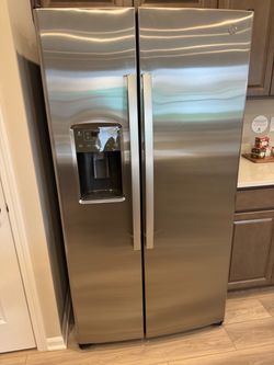 New GE side by side Refrigerator