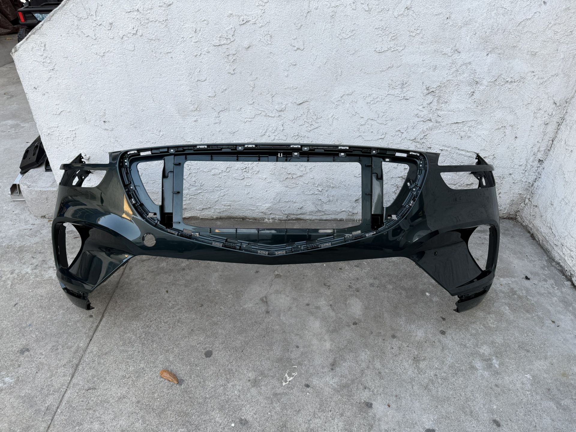 2022 2023 GENESIS GV70 SPORT FRONT BUMPER COVER OEM