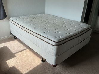 Queen Bed (used)