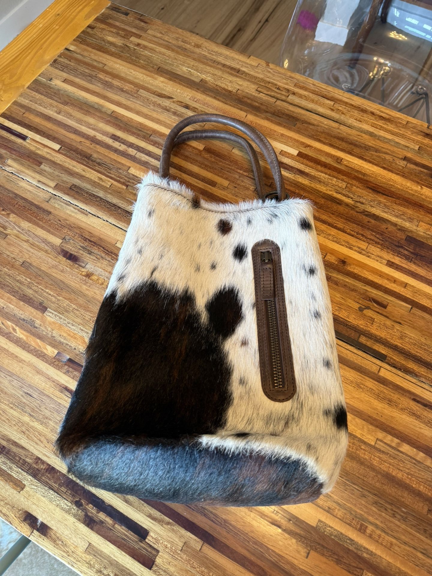 Boozie&Co Ménage Tote Cowhide $50