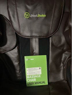 Zero gravity massage chair