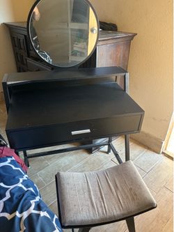 Black vanity