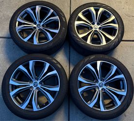 Lexus RX OEM Wheels w/ 255/45R20 Tires