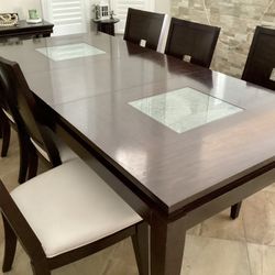 Extendable Dining Table With 6 chairs