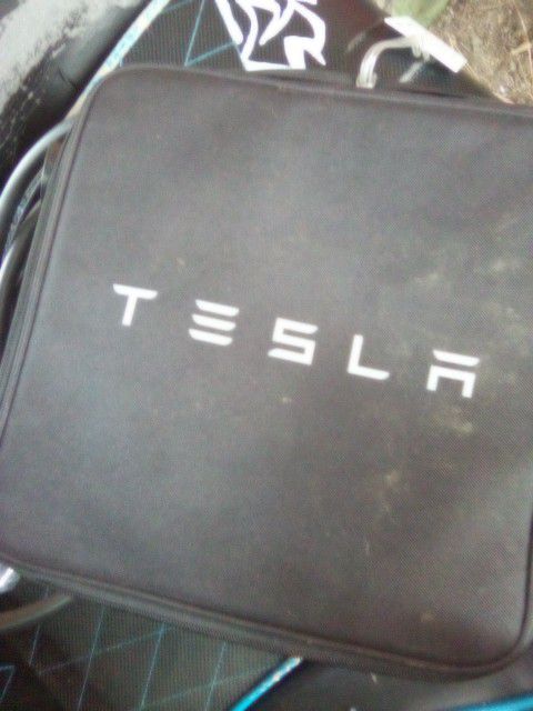 Tesla Car Charger