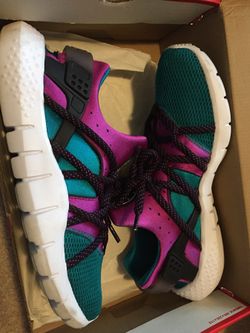 Nike huarache emerald Sz9.5
