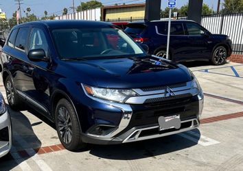 Mitsubishi outlander 2020