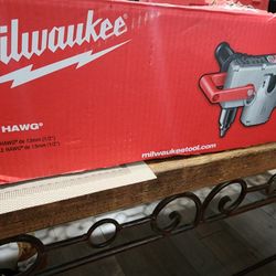 Millwake Electric Hole Hawg 1/2 New In Box $200