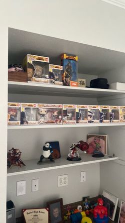 Funko pops an anime statue s