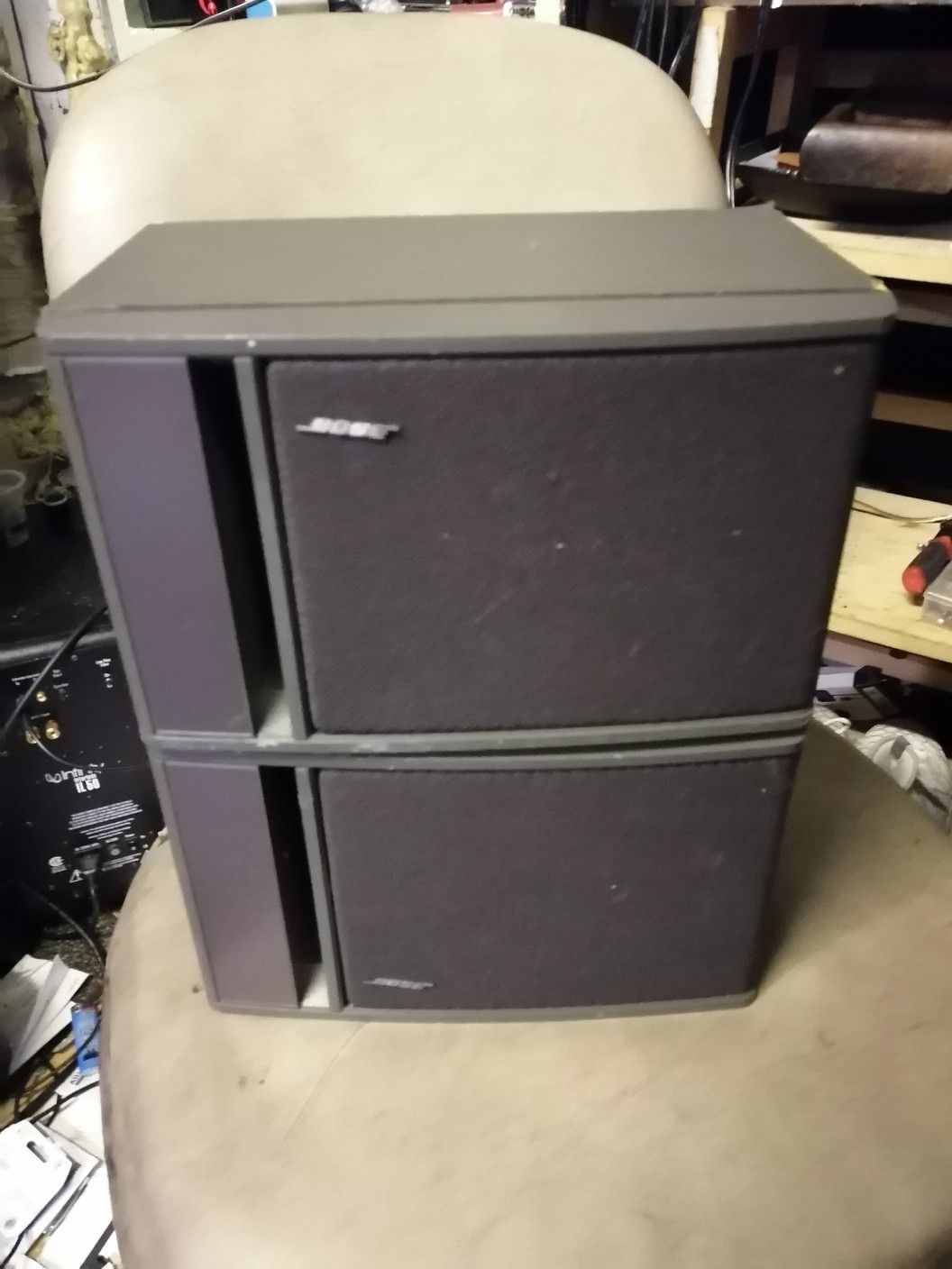 2x Bose model 141 pair for sale good condition
