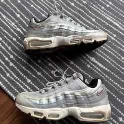 Nike Air Max 95 ‘Silver Bullet’ Women’s Size 10.5