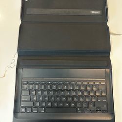 Logitech Create Backlit Keyboard Case With Smart Connector for iPad Pro 1st Gen