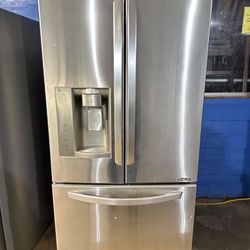 33” Refrigerator LG French Doors Stainless Steel 