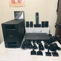 Bose Lifestyle V35 Home  Theater System / W Set Up Microphone And 4 Wall Brackets