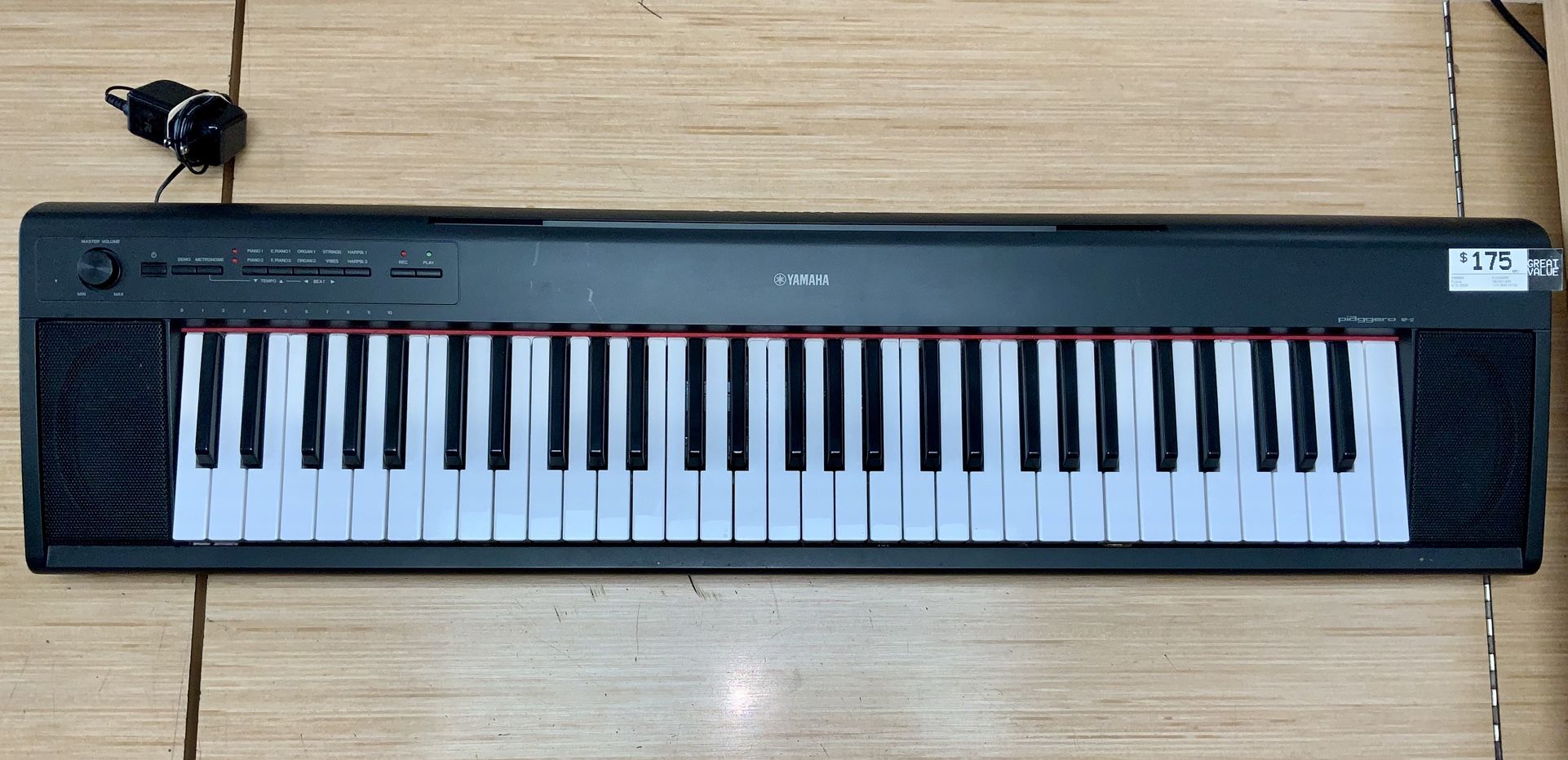 YAMAHA Piaggero NP-12 Digital Keyboard