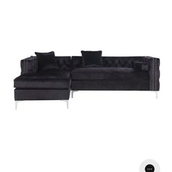 Black Velvet Tuffed Sectional Couch 