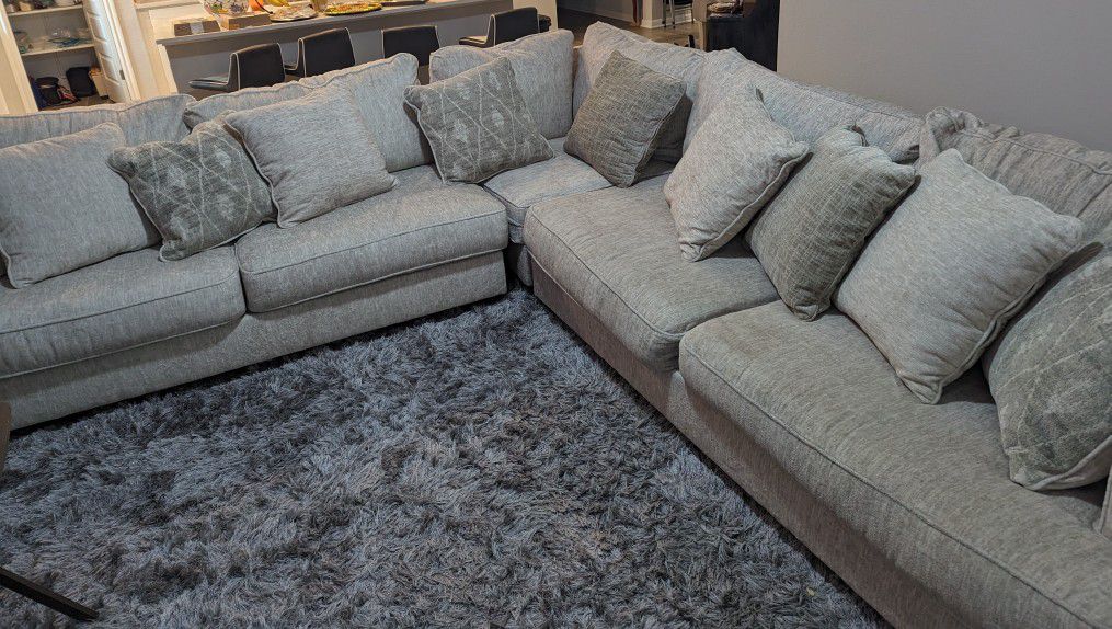 Rawcliff 3 Piece Sectional 