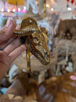 Brass Ram Hanger