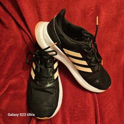 $20  ADIDAS RUNFALCON SHOES
