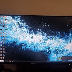 Gigabyte M32Q