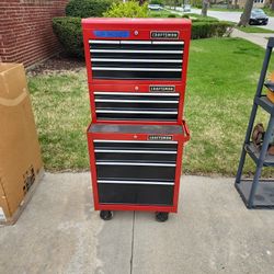 Craftsman Tri-Level Rolling Tool Chests