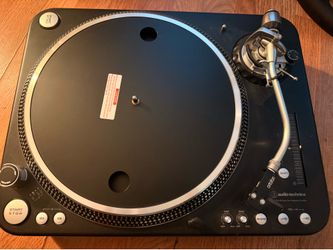 Vinyl Turntable. AUDIO TECHNICA MODEL: AT-LP1240-USB DIRECT DRIVE PROFESSIONAL TURNTABLE