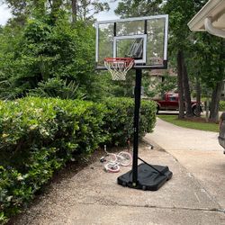Lifetime Basketball Hoop