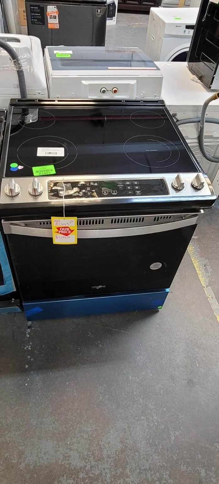 Whirlpool WEE515S0LZ 4.8-cu ft Slide-In Smooth Top Electric Range Stove XVS