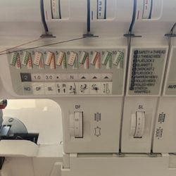 Janome 1100D Professional Serger Overlock Hardly Used 