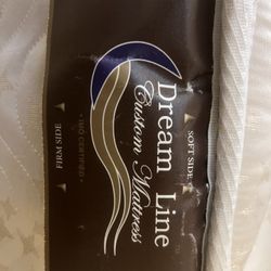 Like New Twin XL DREAM LINE CUSTOM DOUBLE SIDED MATTRESS  WITH BOX SPRING