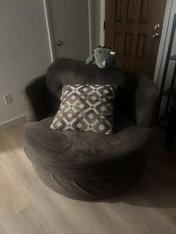 Swivel Chair